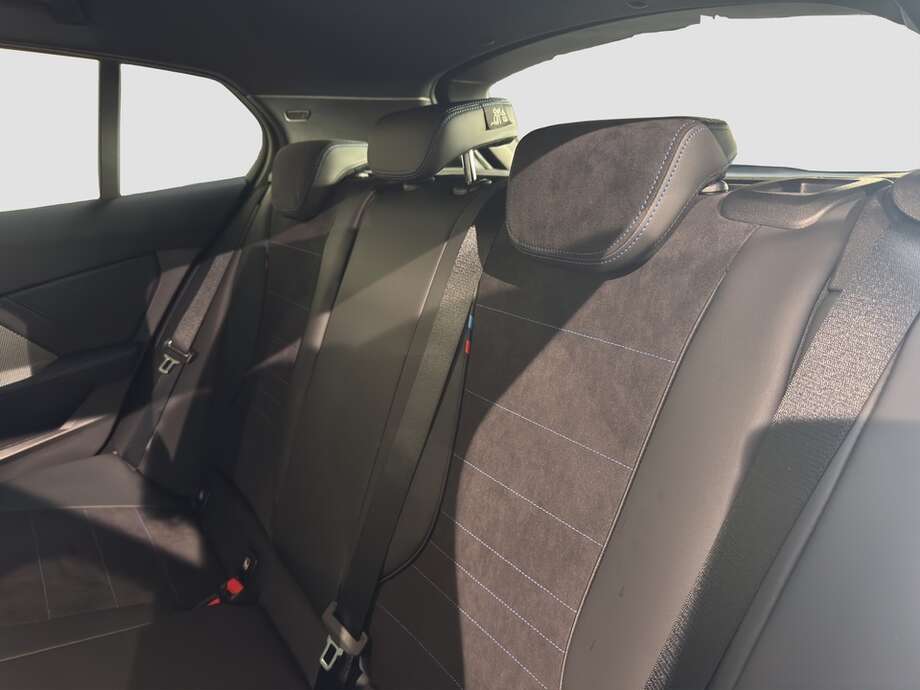 BMW 120 (Bild 13/17)