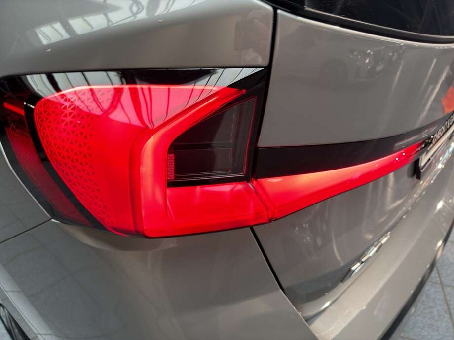 BMW iX1 xDrive30 (Bild 7/19)