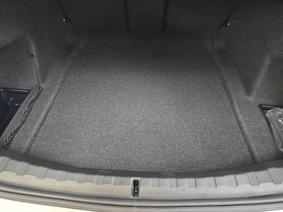 BMW 320d (Bild 15/18)