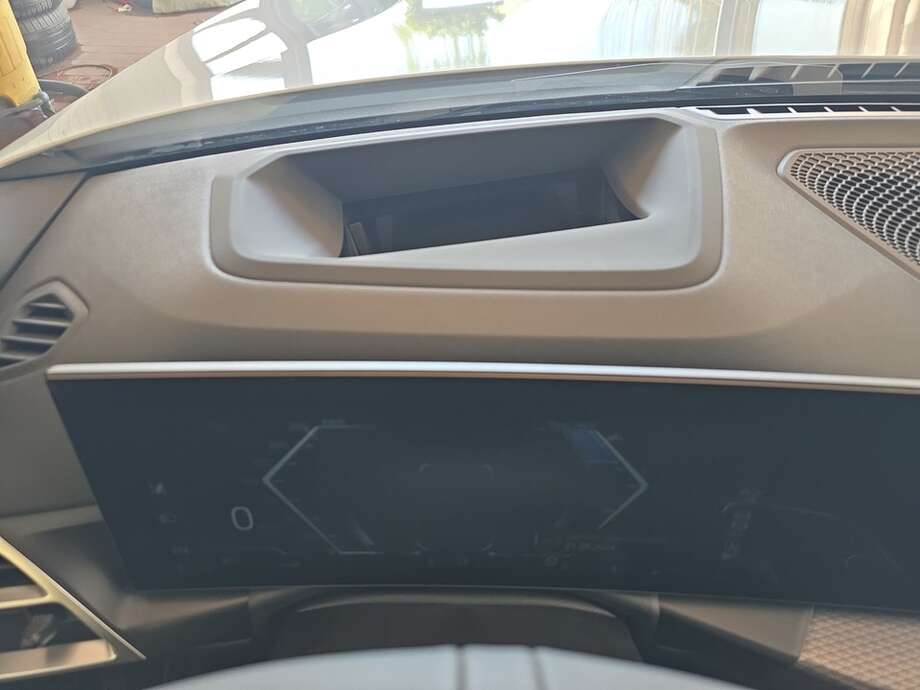 BMW 320d (Bild 18/18)