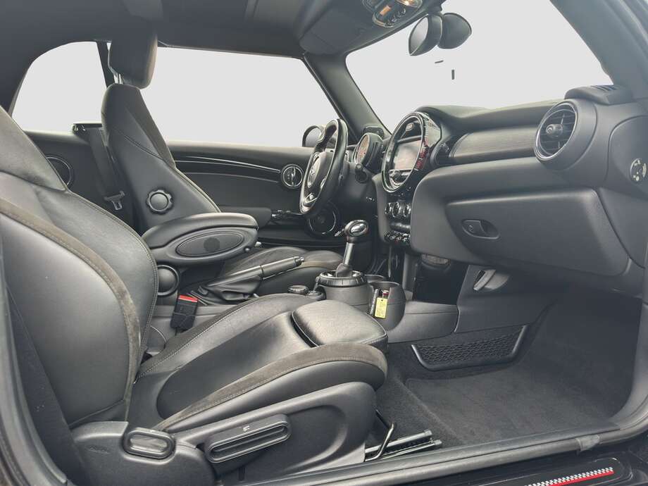 MINI John Cooper Works Cabrio (Bild 16/22)