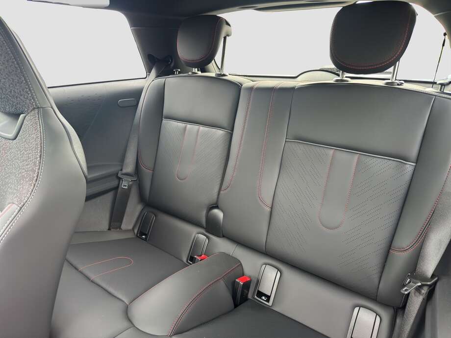 MINI Cooper S (Bild 14/19)