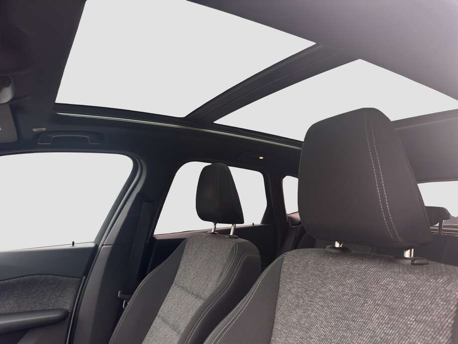 BMW 218 Active Tourer (Bild 12/20)