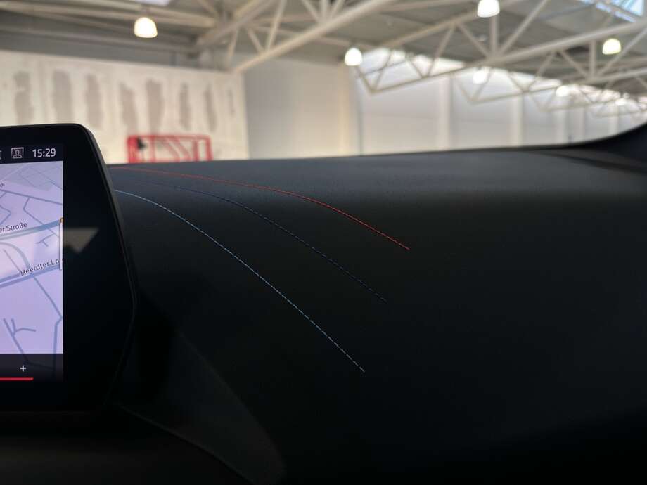 BMW 120d (Bild 15/17)