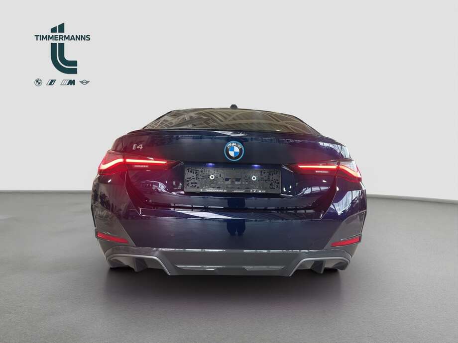 BMW i4 (Bild 4/19)