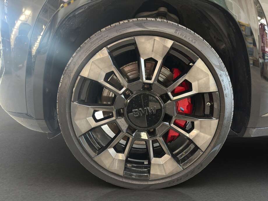 BMW XM 4.4 (Bild 9/20)