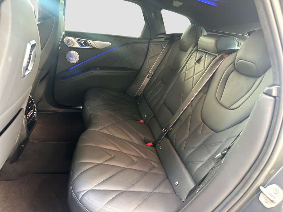 BMW XM 4.4 (Bild 14/20)