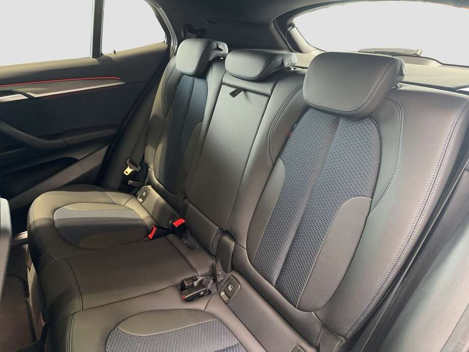 BMW X2 (Bild 14/20)