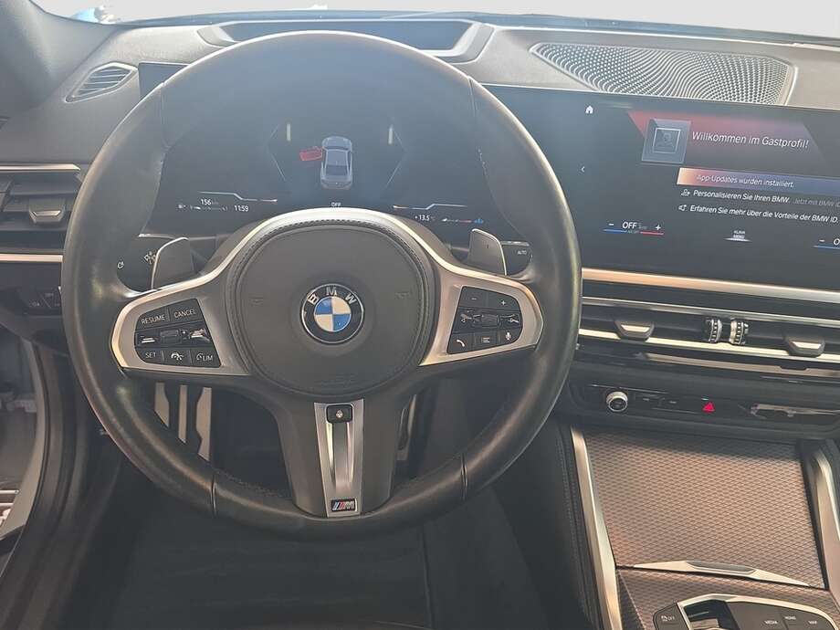 BMW 220d (Bild 12/19)