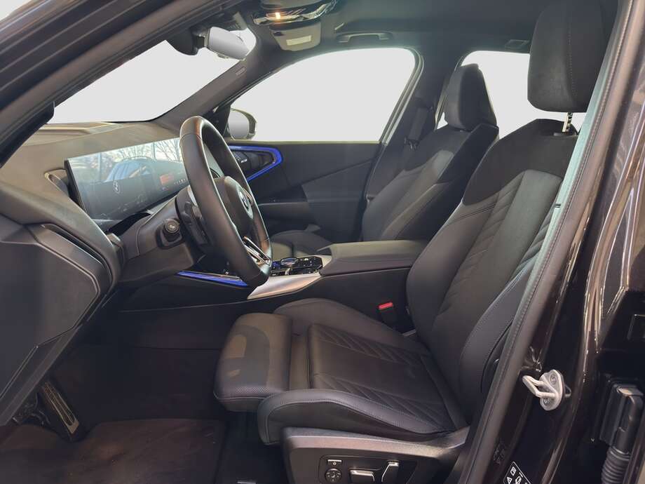 BMW X3 (Bild 10/16)