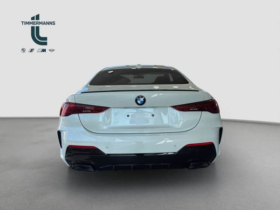 BMW M440 (Bild 4/17)