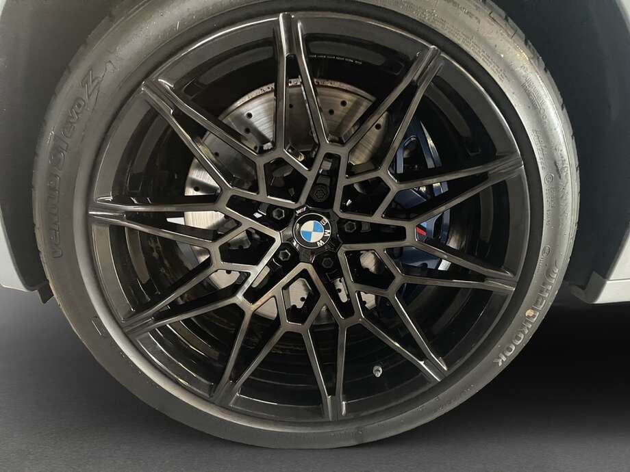 BMW X4 M (Bild 9/16)