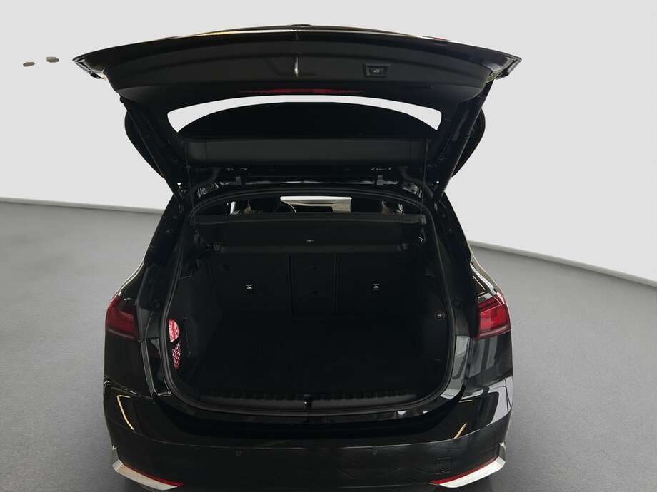 BMW 218 Active Tourer (Bild 16/20)