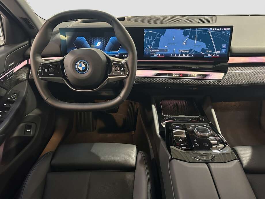 BMW i5 eDrive40 (Bild 13/19)