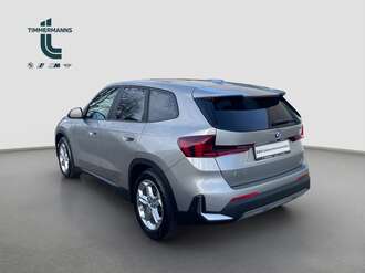 BMW iX1 xDrive30 (Bild 3/14)