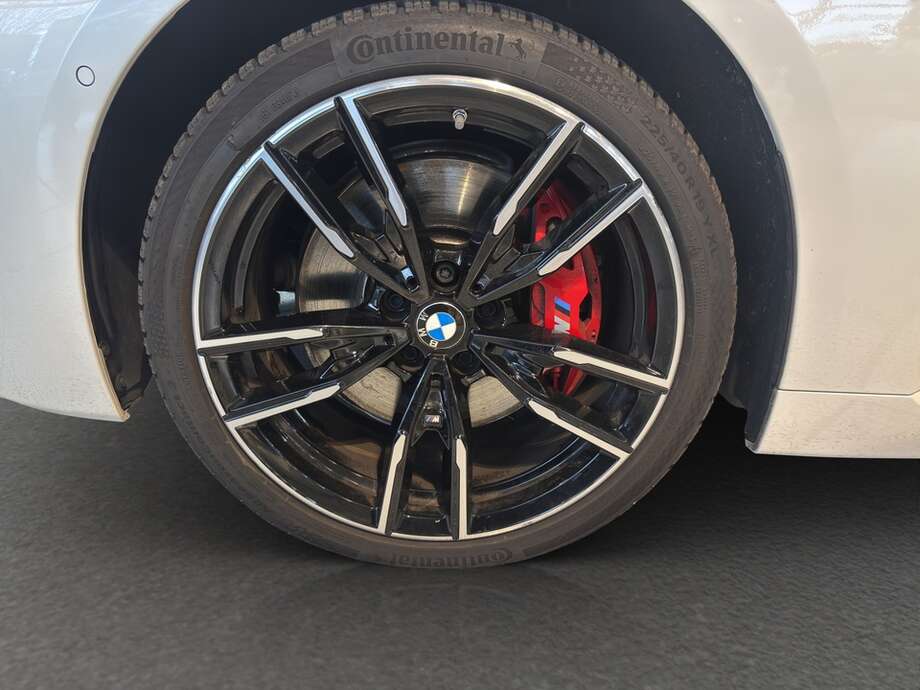 BMW M240i (Bild 9/18)