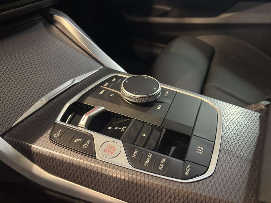 BMW M240i (Bild 17/18)