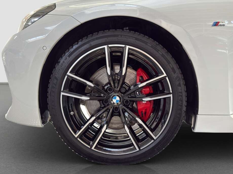 BMW M240i (Bild 9/15)