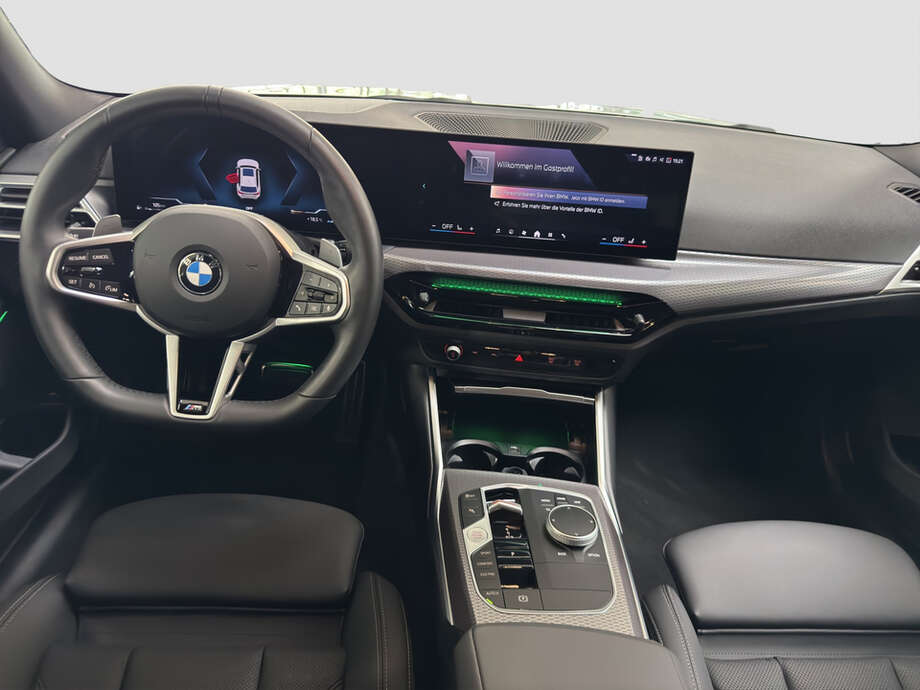 BMW 318d (Bild 13/17)