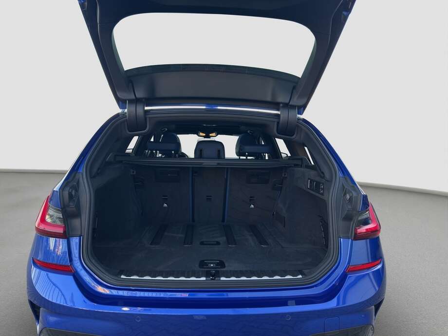 BMW M340i (Bild 16/17)