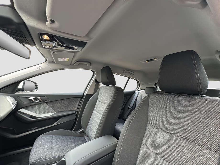 BMW 120 (Bild 11/16)