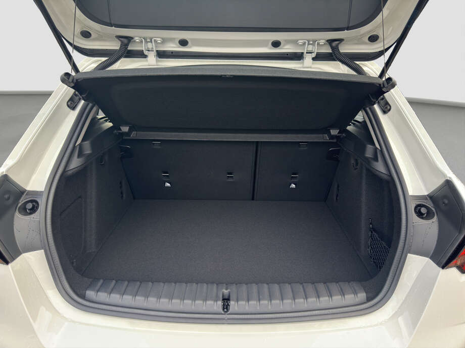 BMW 120 (Bild 15/16)