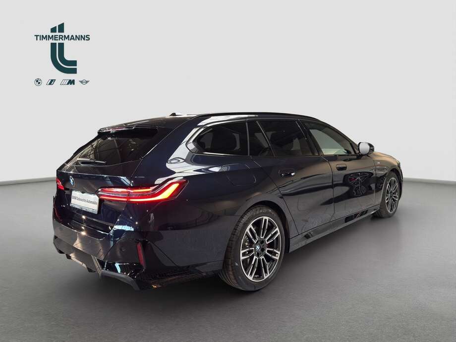 BMW 540d xDrive (Bild 5/18)