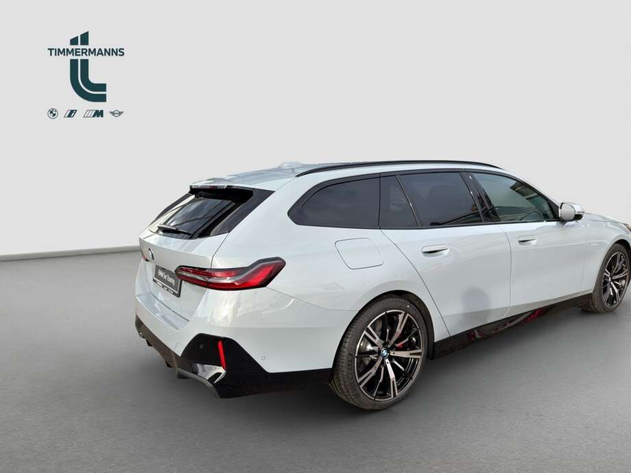 BMW 540d xDrive (Bild 5/18)