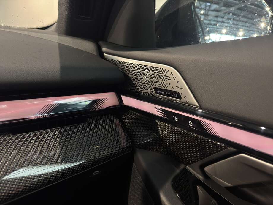 BMW 540d xDrive (Bild 17/18)