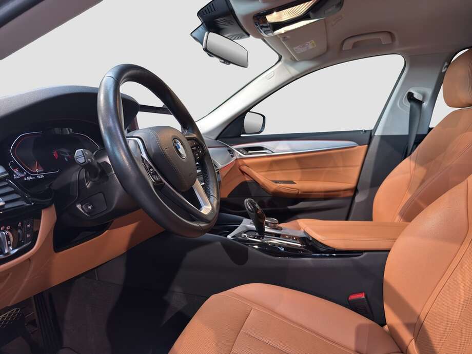 BMW 530d (Bild 10/15)