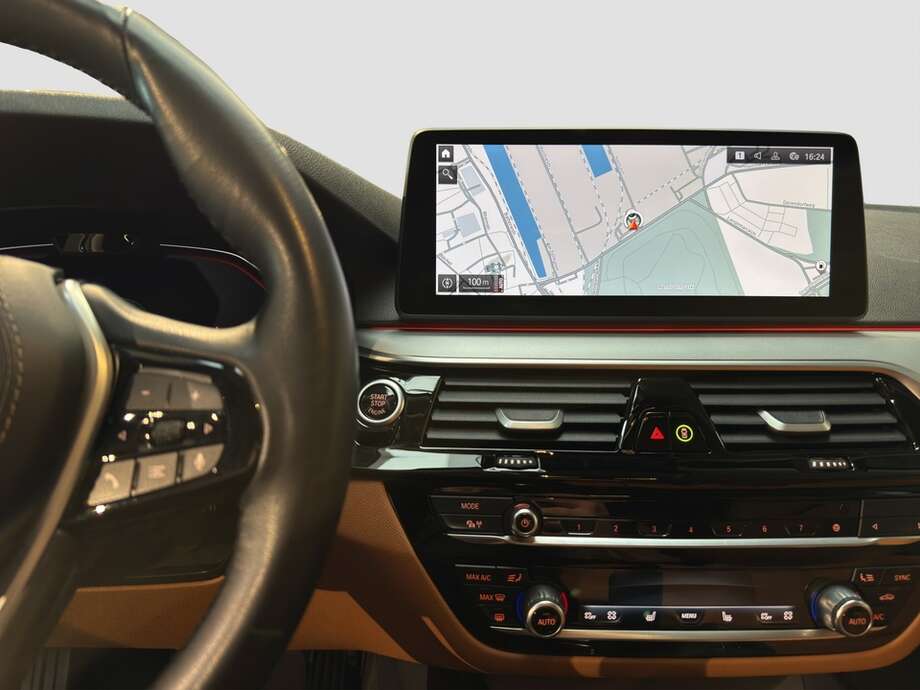 BMW 530d (Bild 13/15)