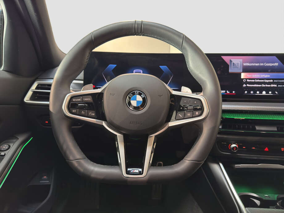 BMW 318d (Bild 12/15)