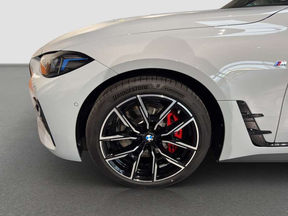 BMW 430i xDrive (Bild 9/17)