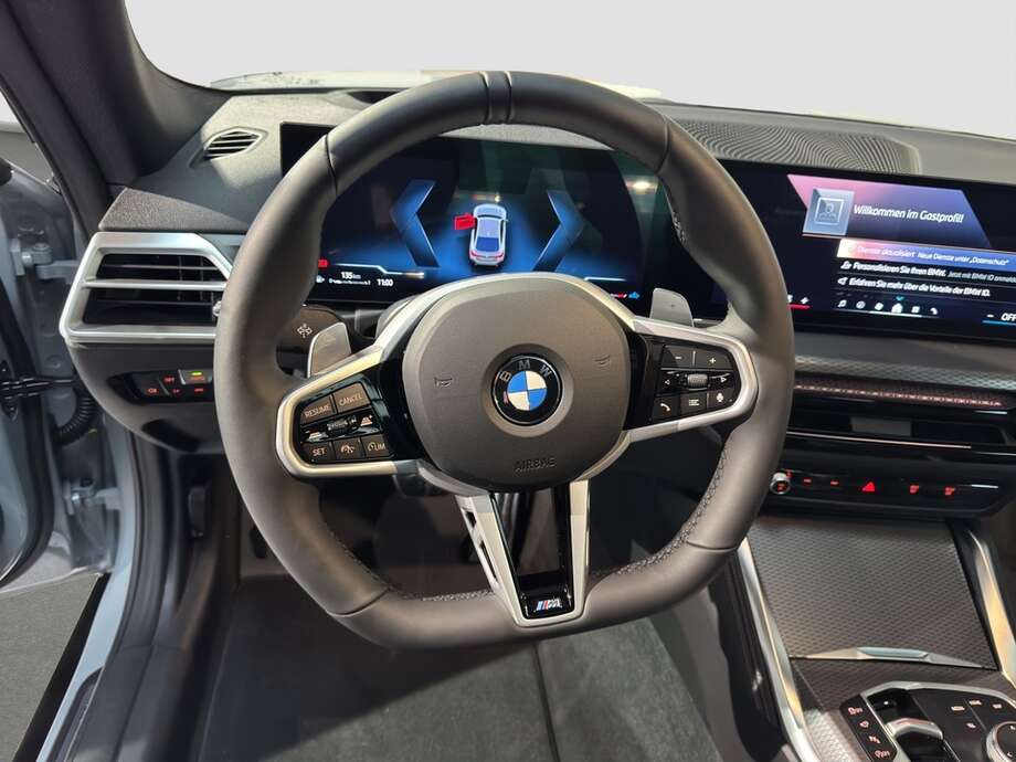 BMW 430i xDrive (Bild 12/17)