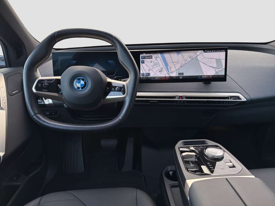BMW iX (Bild 14/16)