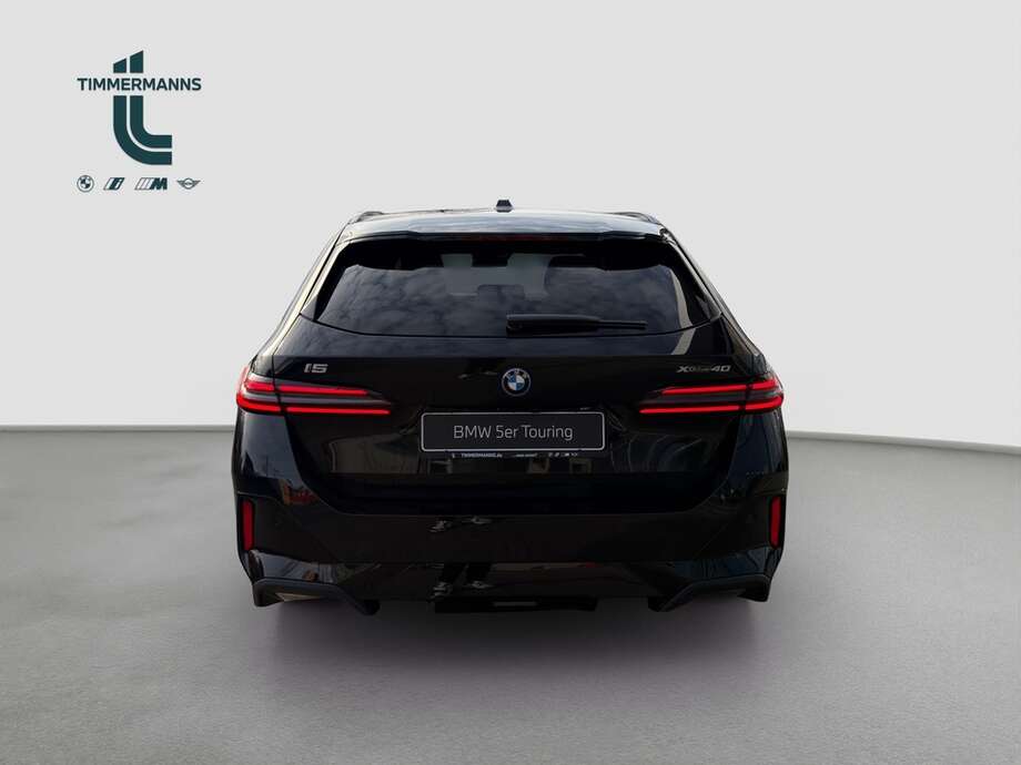 BMW i5 xDrive40 Touring (Bild 4/18)