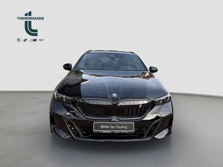 BMW i5 xDrive40 Touring (Bild 8/18)