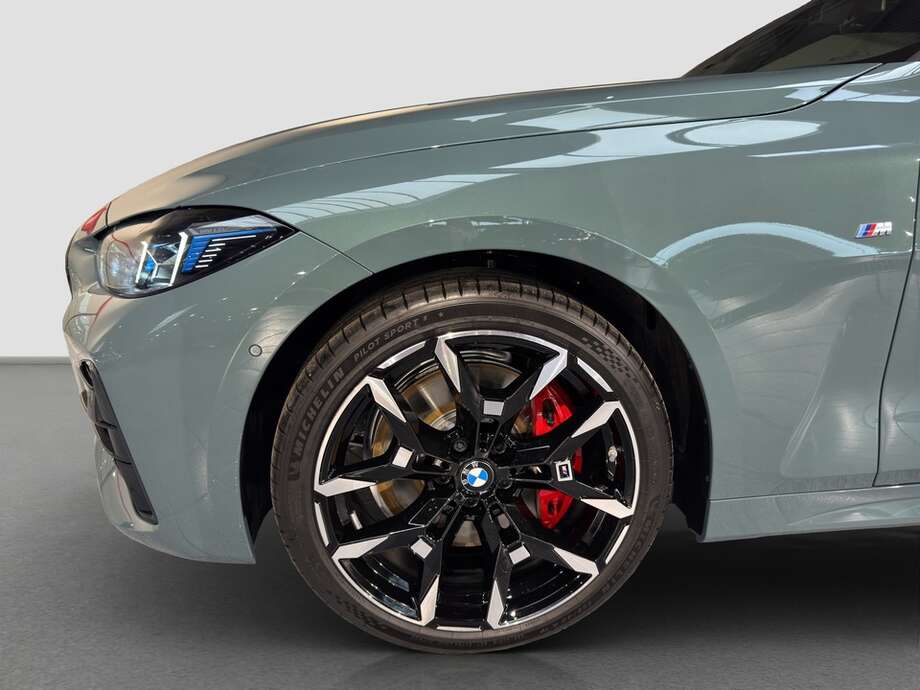 BMW 430i xDrive (Bild 9/17)