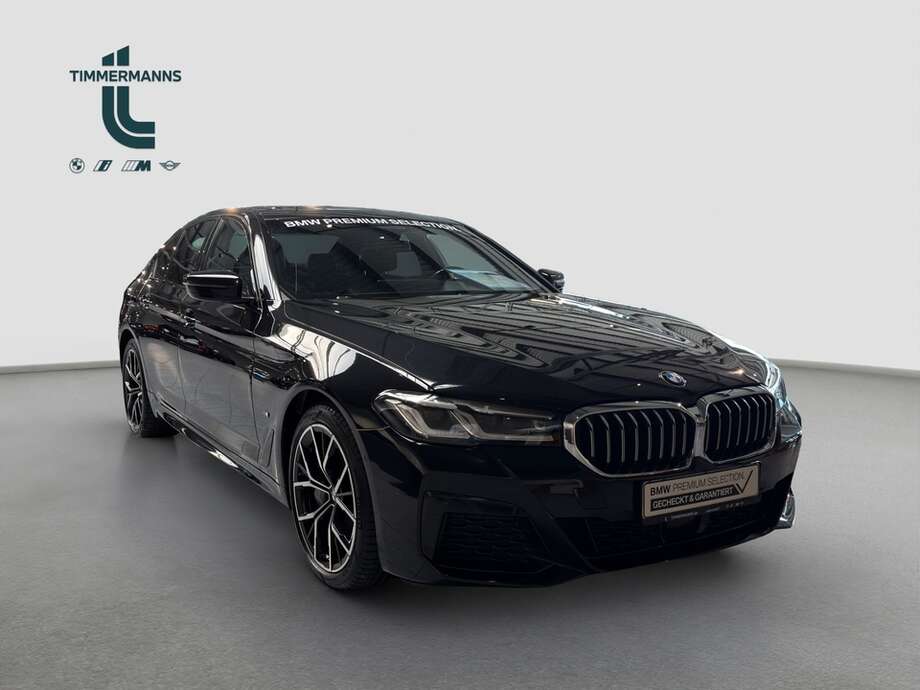 BMW 530d xDrive (Bild 8/16)