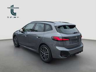BMW 220 Active Tourer (Bild 3/17)