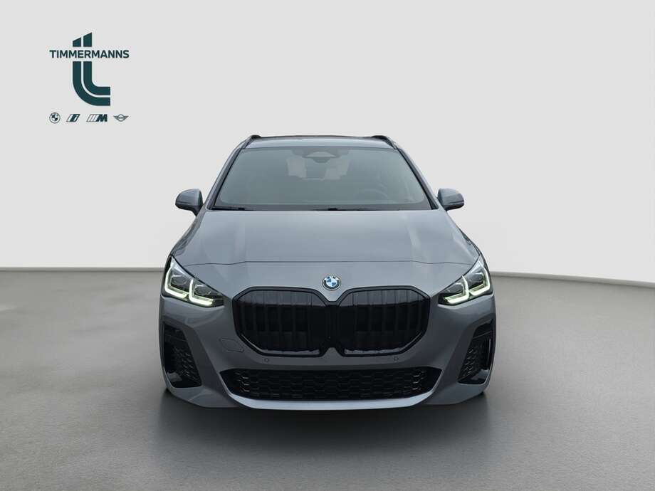 BMW 220 Active Tourer (Bild 8/17)