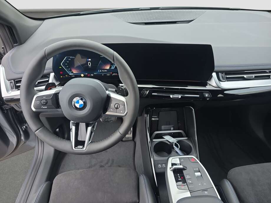 BMW 220 Active Tourer (Bild 13/17)
