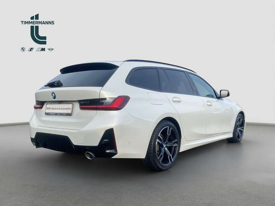 BMW 318d (Bild 5/18)