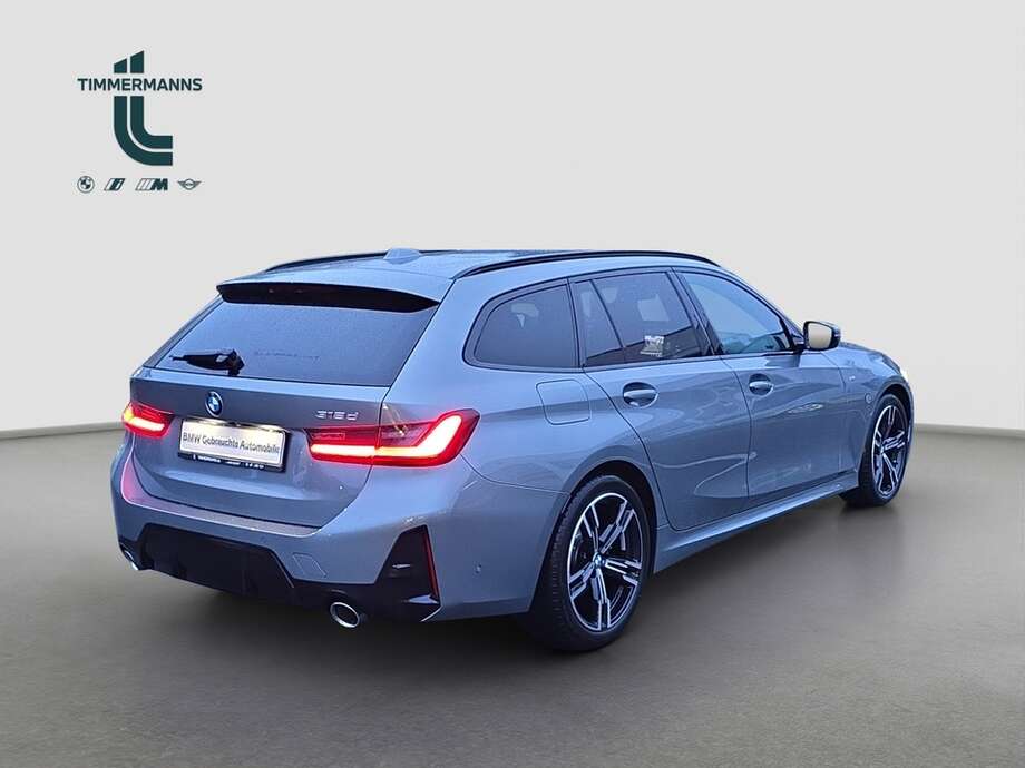 BMW 318d (Bild 5/18)