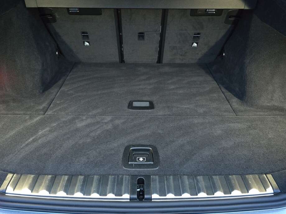 BMW 318d (Bild 15/18)