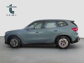 BMW iX1 xDrive30 (Bild 2/18)