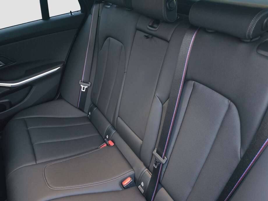 BMW M340i (Bild 14/19)