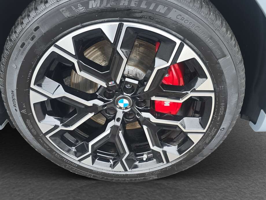 BMW X3 (Bild 9/18)