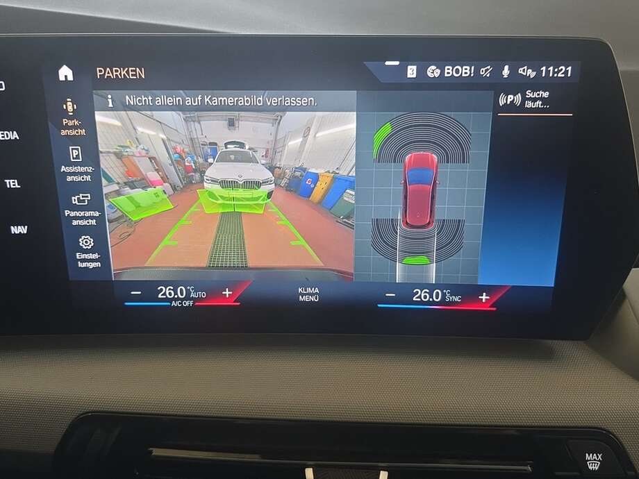 BMW 218 Active Tourer (Bild 17/18)