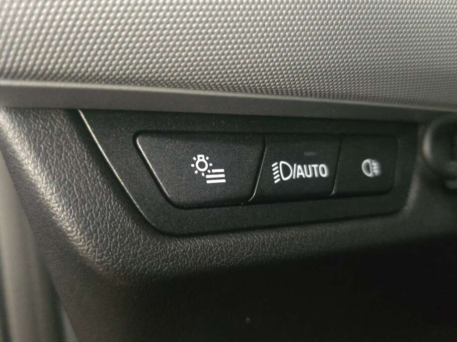 BMW 218 Active Tourer (Bild 18/18)